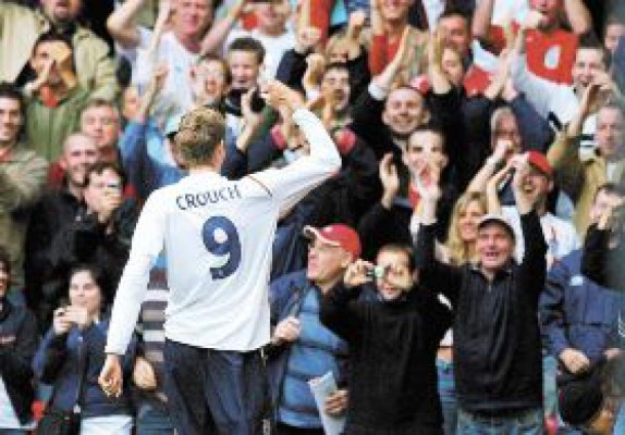 Inglaterra y España golean