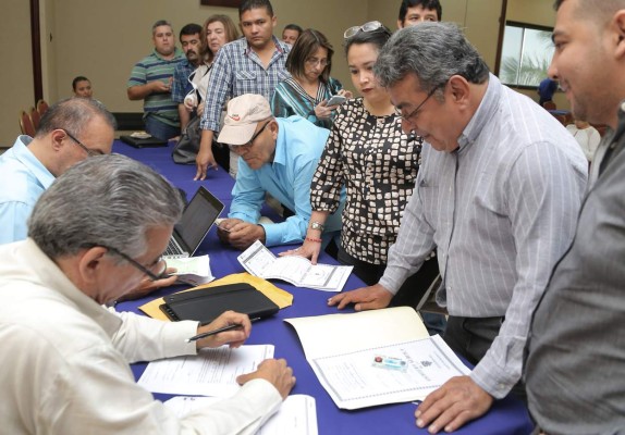 Más de 1,660 empresarios listos para elegir al nuevo presidente de la CCIC