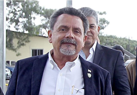 Honduras: Regidor Guillermo Milla sufre preinfarto