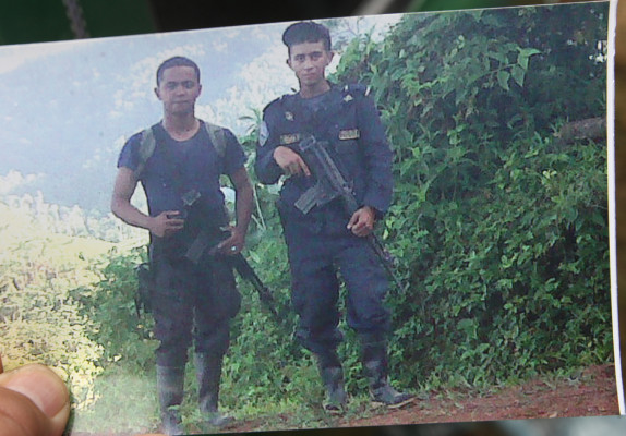 Matan a policía y dejan herido a otro