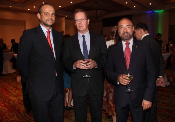 Despedida embajadores de Brasil y Argentina