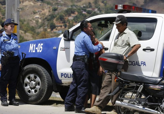 Acribillan a un policía cerca de posta El Durazno en Tegucigalpa