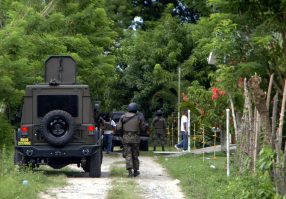 Allanan vivienda en La Masica en busca de hermanos Valle