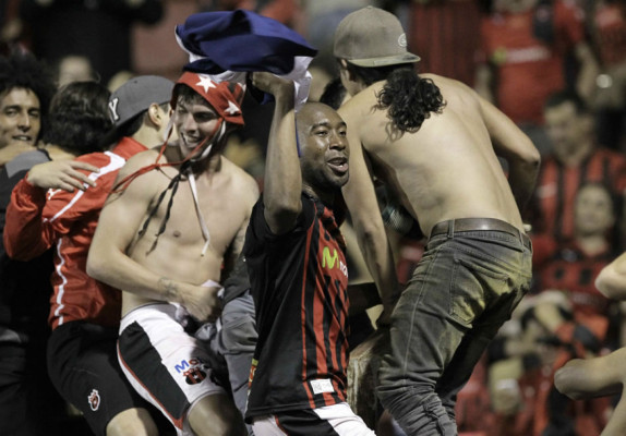 ¡Jerry Palacios, se corona campeón en el fútbol de Costa Rica!