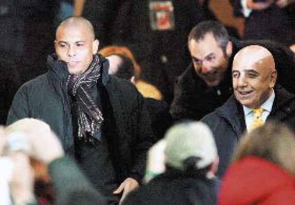 Ronaldo ya está en Italia