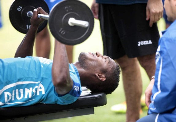 Bryan Beckeles dejará la piel por ser titular con Honduras en Brasil