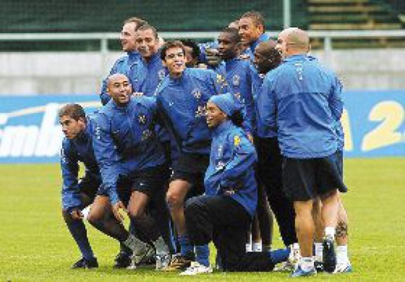 Brasil ensaya su jogo bonito