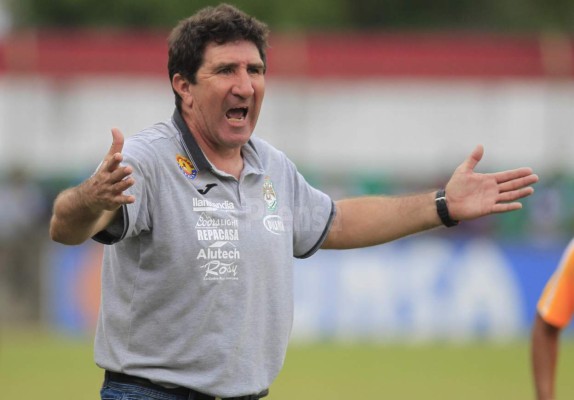 Vargas a la Fenafuth: 'Saben cómo dirigir un banco, pero no una federación”