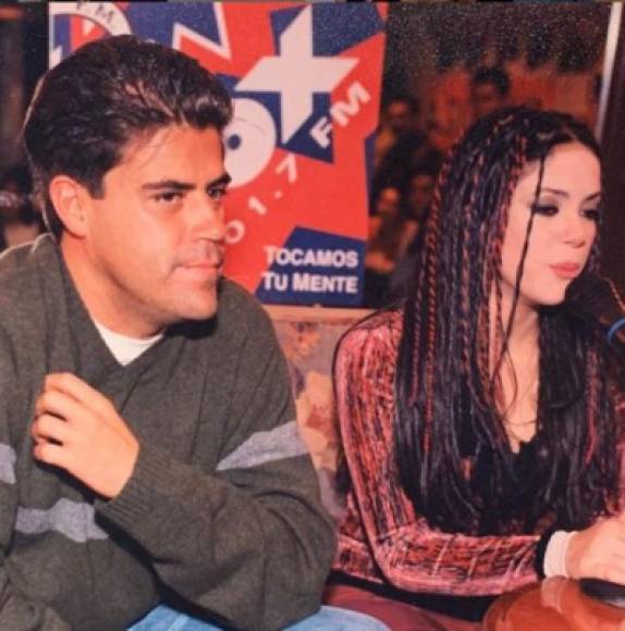 En 2006, trabajó en el programa cómico 'Que madre tan padre' a lado de la actriz y cantante costarricense Maribel Guardia y de Mauricio Castillo, con el que años más tarde conduciría el programa 'Miembros al aire'. Participó también en el programa 'Espacio en blanco' conducido por Mauricio Barcelata y el programa 'La roña', luego conduce 'Hasta adentro' en Unicable.<br/>