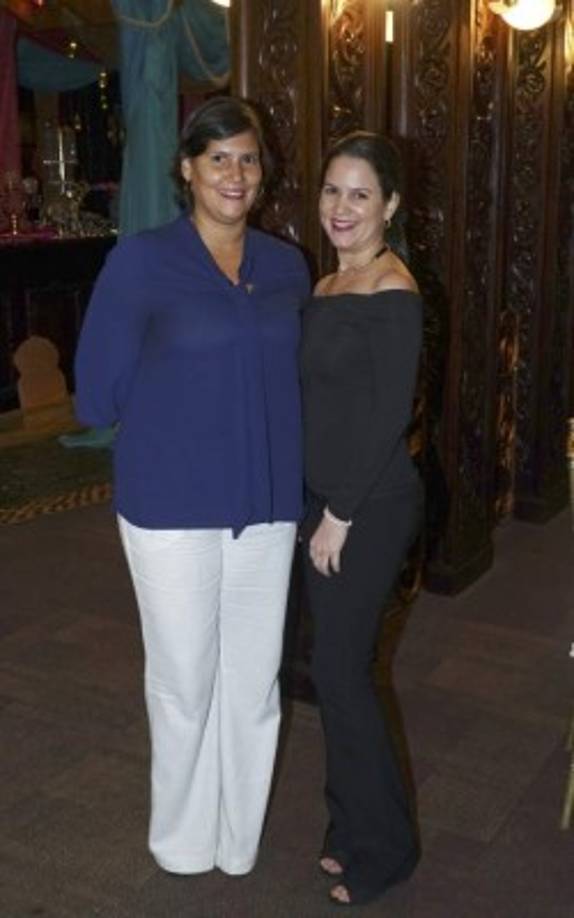 Jaqueline y Karen Paredes.