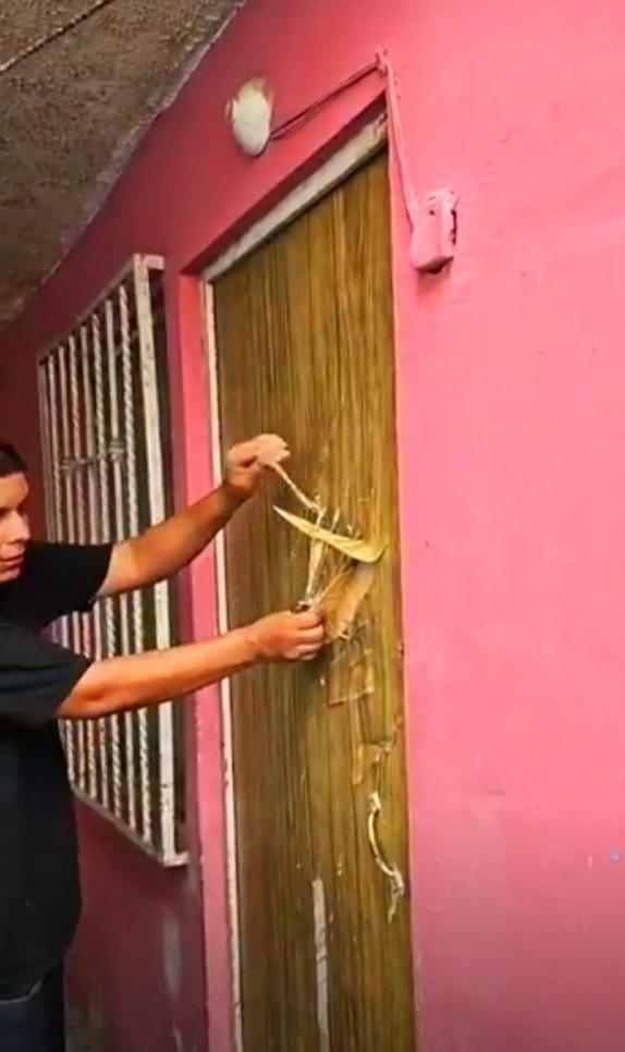 Hombre ataca con machete a vecina porque tenía problemas por su perro