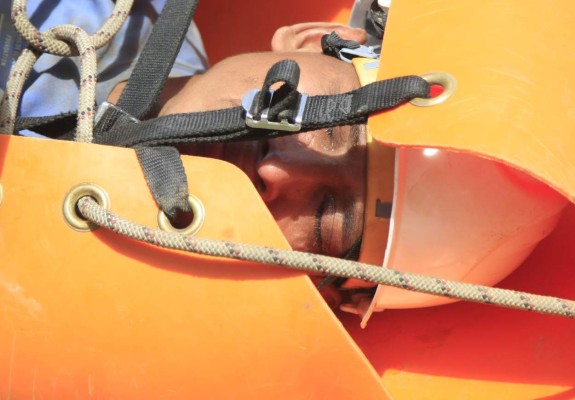 Acaba la pesadilla para tres de los 11 mineros soterrados