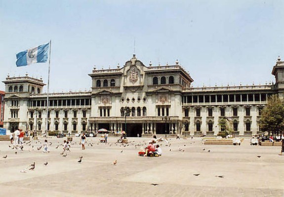 Guatemala da primer paso hacia TLC con India