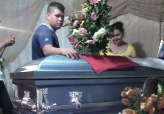 Hoy sepultan a hondureño que falleció en EUA