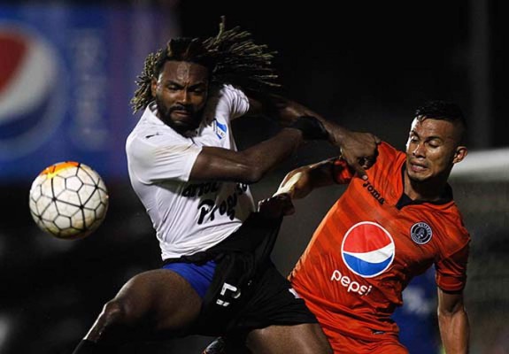 Motagua se afianza en el liderato y hunde al Honduras Progreso