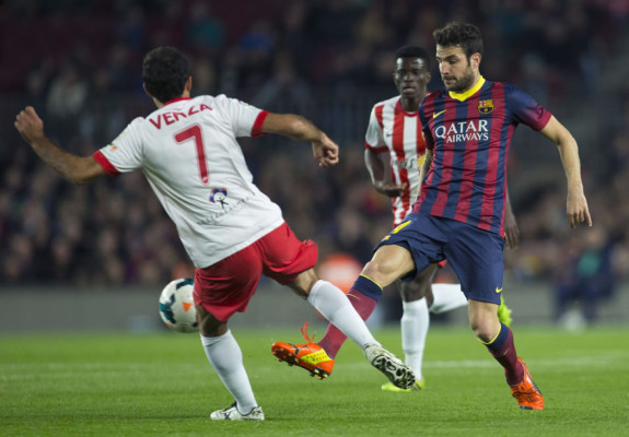 Fría goleada del Barça para ponerse a un punto del Real Madrid