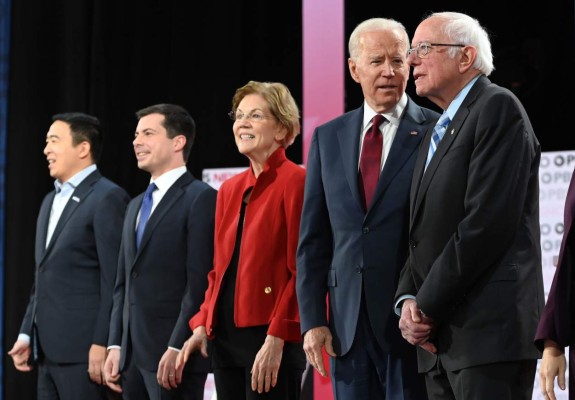 Debate presidencial demócrata muestra un frente unido contra Trump