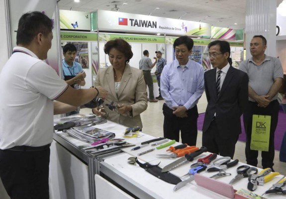 Empresarios hondureños y taiwaneses logran cerrar negocios en Expo 2017