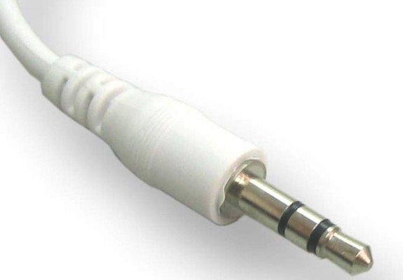 Tecnológicas quieren jubilar el conector de audio