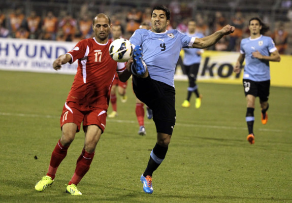 Uruguay deja sellado el boleto al Mundial goleando a Jordania