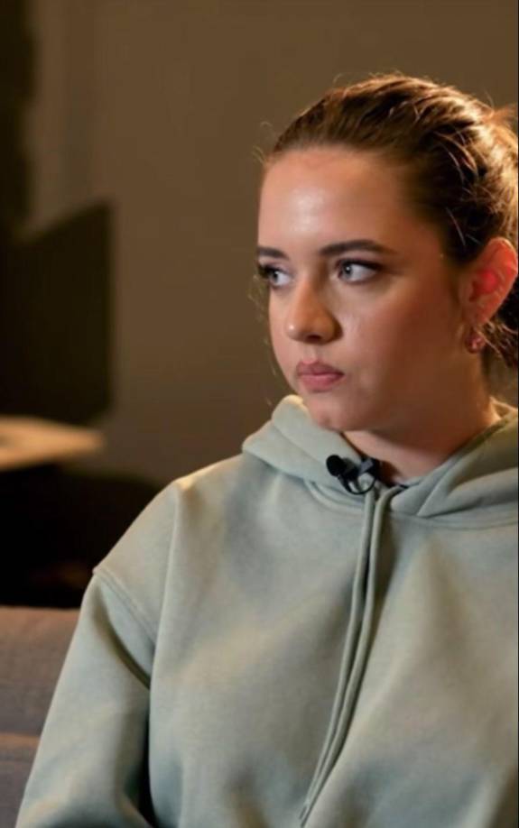 “Siempre he buscado la manera en donde esté estudiando sola en otro país donde estoy gozando la vida con calma sin toda esta presión”.