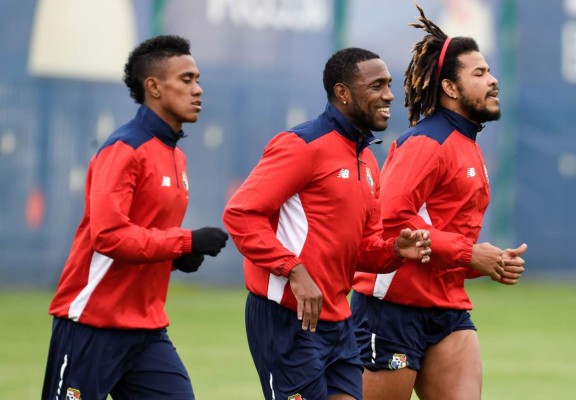Panamá realiza primer entrenamiento en Rusia con la mente puesta en Bélgica