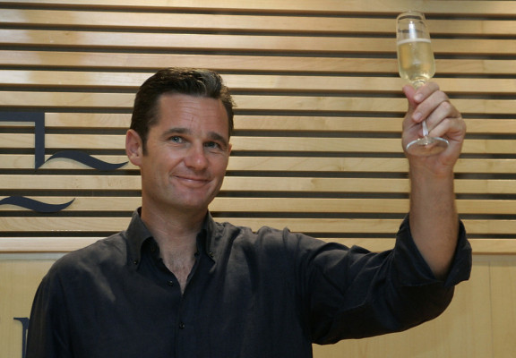 Juez embarga la mitad de la casa del yerno del rey de España