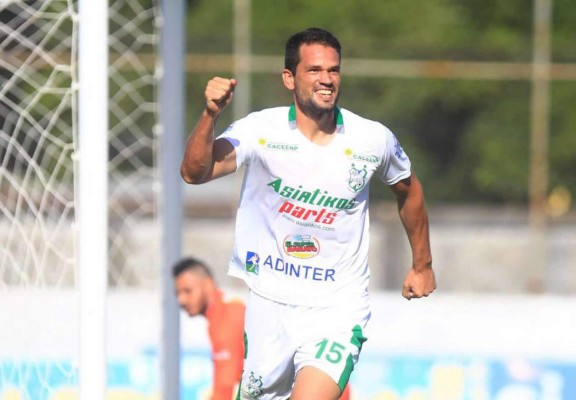 Mario Abadía no ha podido entrenar con Platense