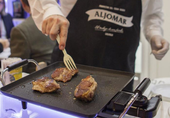 Una dieta con mucha proteína puede ser tan dañina como el fumar