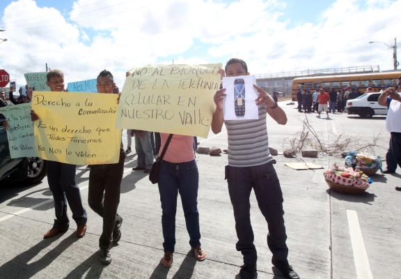 Congreso de Honduras ahora va por regulación en venta de chips