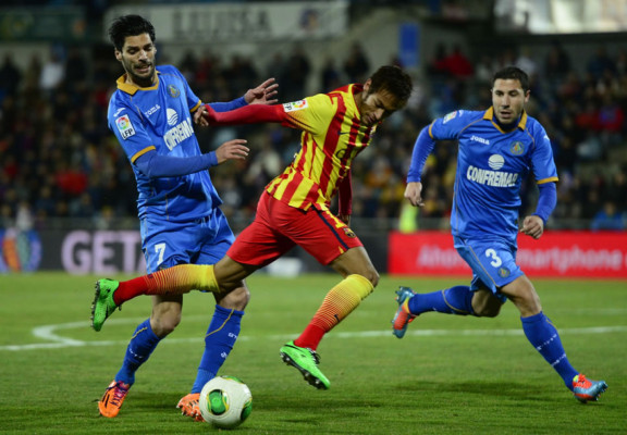 Doblete de Messi y el Barça pasa sin problemas a cuartos de Copa del Rey