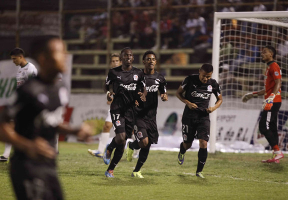Platense perdonó al Olimpia