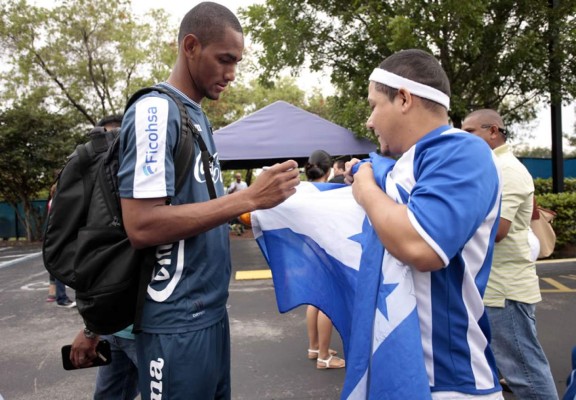 Locura total por Honduras en Fort Lauderdale