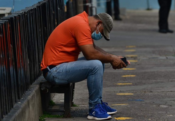 El covid desató una crisis sin precedentes en el mercado laboral y en la economía