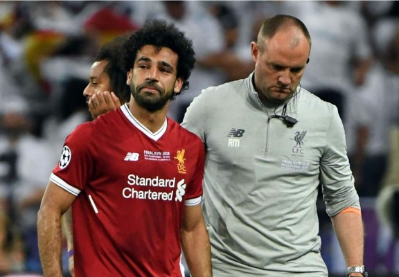 Mohamed Salah confirma a su familia que irá a Mundial tras lesión
