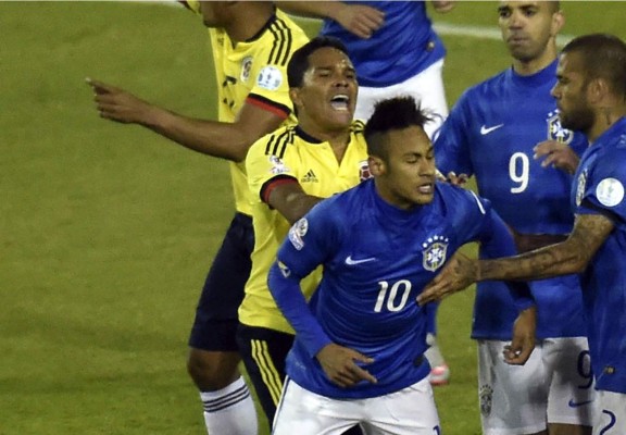 Neymar suspendido inicialmente por un partido en Copa América