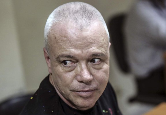 En esta foto de archivo tomada el 25 de mayo de 2018, Jhon Jairo Velásquez, también conocido como Popeye, el mejor asesino a sueldo de Pablo Escobar, aparece en la corte después de ser capturado en Medellín.