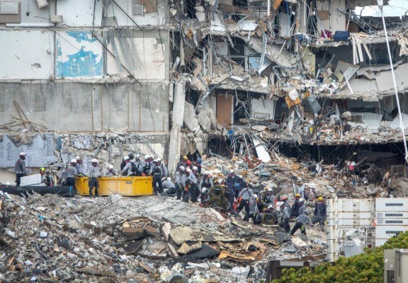 'Fue como un terremoto': Estremecedores relatos de sobrevivientes del derrumbe de edificio