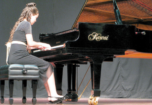 20 pianistas y un chelo