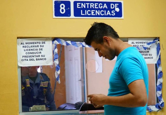 Licencia de conducir digital ya está disponible para los hondureños
