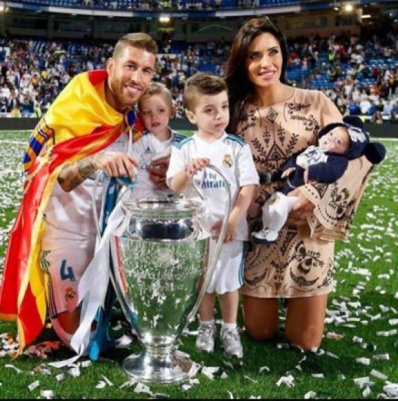 Una foto histórica para la familia de Sergio Ramos. Aquí con sus grandes amores.