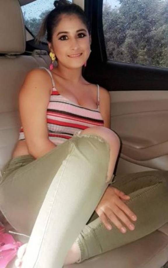 En el campo internacional, Ana Reyes es seguidora del FC Barcelona y admira a Lionel Messi.