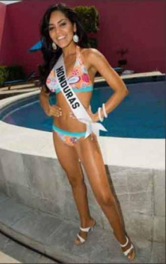 La hermosa exreina de belleza es la esposa del defensa Víctor Bernárdez.