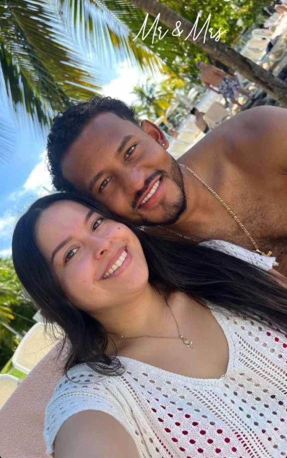 Juan Carlos Obregón y Sadie ya disfrutan la luna de miel tras su boda.