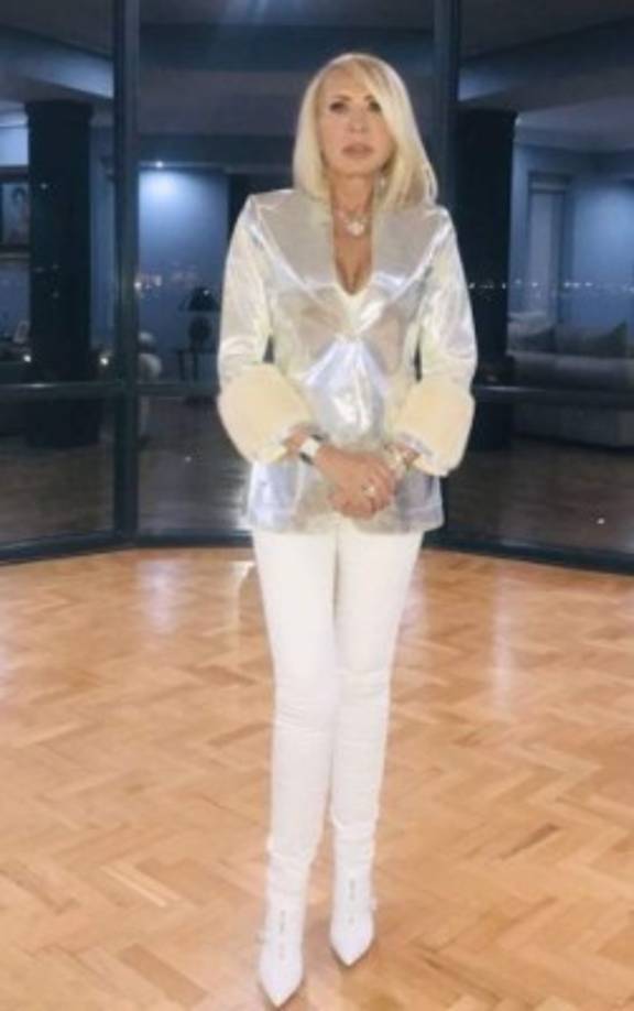 La polémica conductora estará cumpliendo 70 años el próximo 19 de agosto.