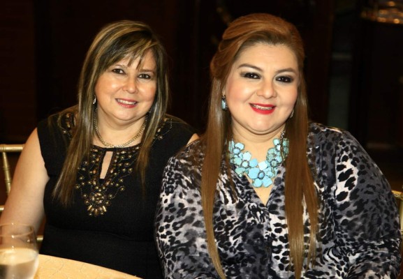 Gabriela y Elías Handal esperan a su segundo hijo