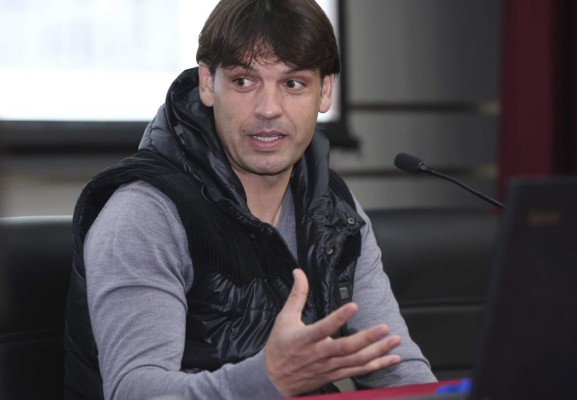 Morientes: 'Griezmann, Messi y Cristiano pueden comer en la misma mesa'