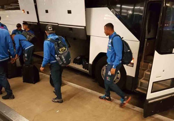 Selección de Honduras ya vuela rumbo a Sídney, Australia