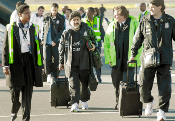 Maradona y su delegación ya están en Sudáfrica