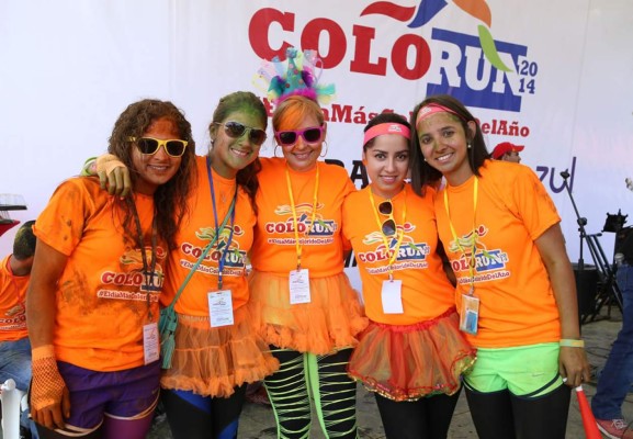 Colorun: Un éxito el día más colorido del año en Honduras